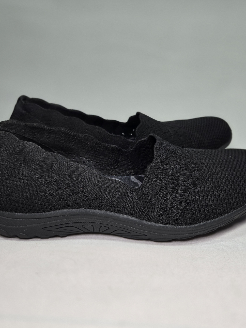 Skechers Seager Classic Fit Memory Foam Shoes Comfort Womens 7.5 Black Knit